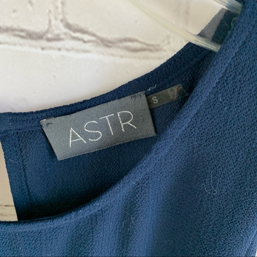 ASTR The Label Eyelet Tank Top - Picture 4 of 6